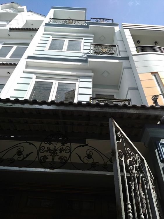 Nhà mặt tiền K300 – nhánh Nguyễn Minh Hoàng, 4.1x12m, trệt lửng lầu sân thượng, xây đẹp – DTCN:50m2