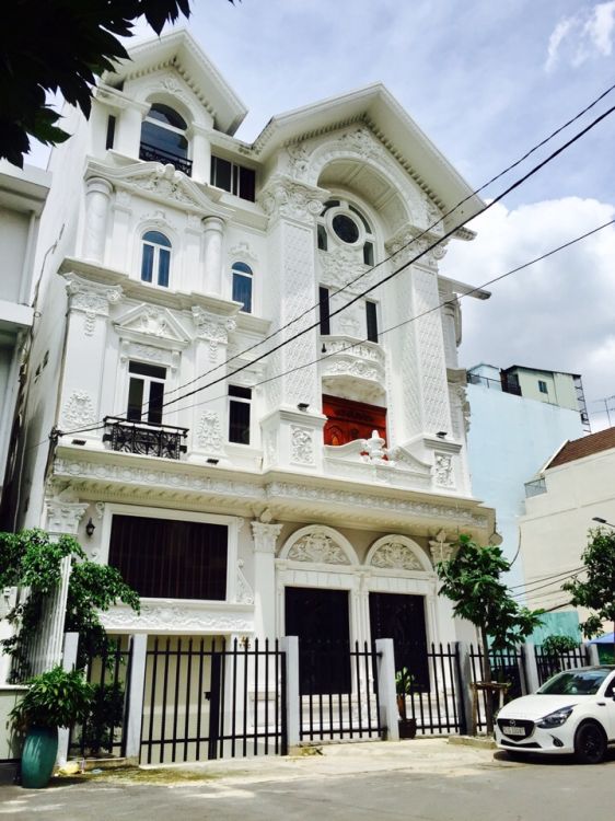 Bán Biệt thự kiến trúc siêu đẹp mới 99%, ô tô vào tới nhà đường Phạm Văn Hai, trệt 3 lầu, DT 5x20m, giá 13 TL