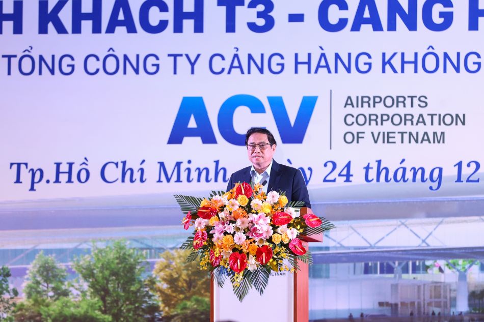 Thủ tướng Phạm Minh Chính: Phát triển kết cấu hạ tầng vận tải hàng không là nội dung quan trọng trong phát triển hạ tầng giao thông - Ảnh: VGP/Nhật Bắc