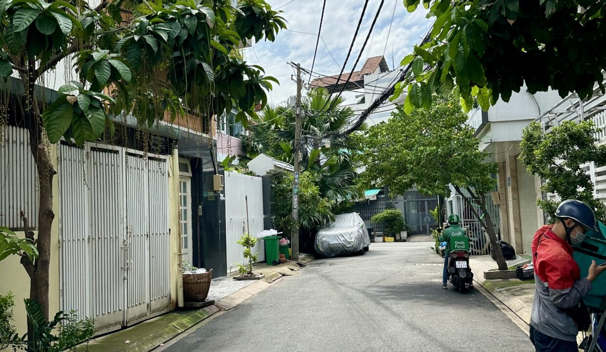 449 Trường Chinh