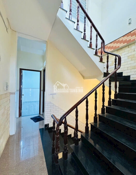 Nguyễn Hồng Đào 4 x17 giá 10.9 tỷ.jpg13