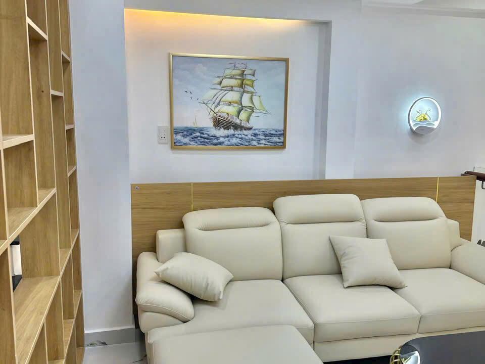 Nhất chi Mai 4x13 giá 9.6.jpg6