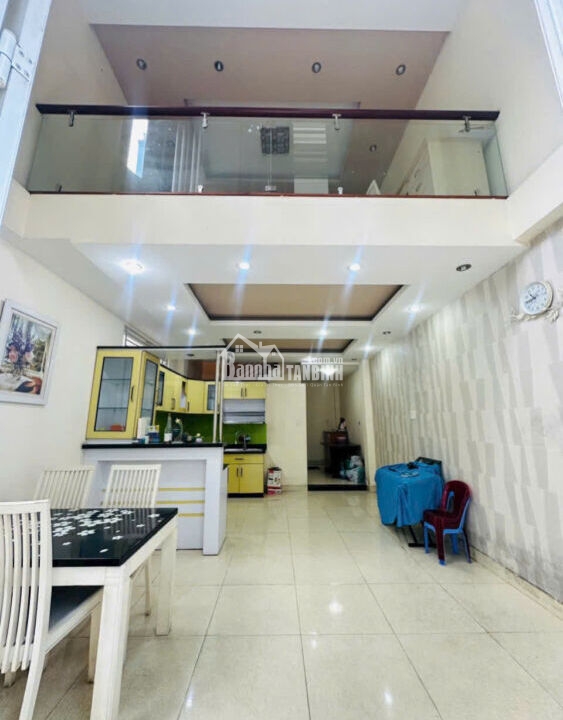 Trương Công Định 4.6 x10 giá 6.950