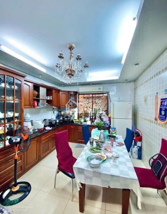 Ni Sư Huỳnh Liên 5.2 x11 giá 7.5 tỷ.jpg2
