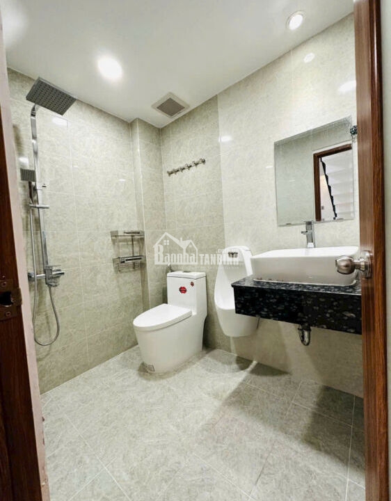 Phạm văn Hai 7 x9 Giá 11.9 Tỷ9