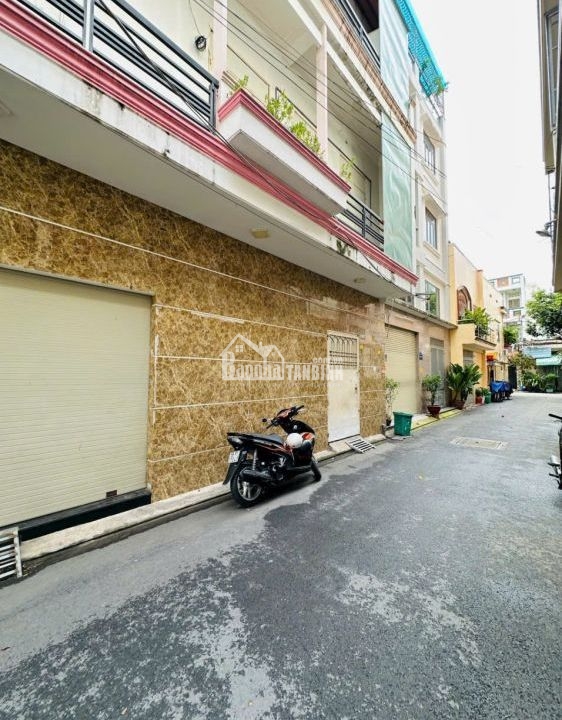 Hoàng Hoa Thám 3.4 x11 giá 7.5 tỷ