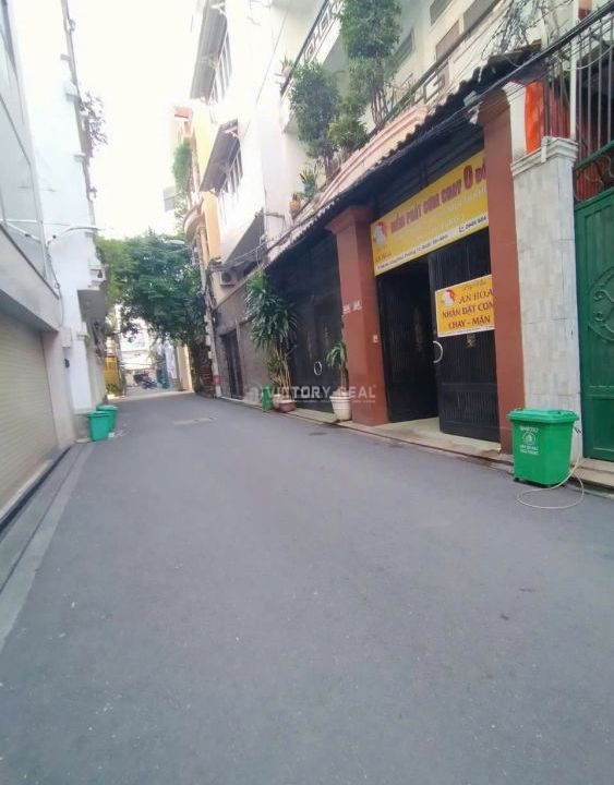 354 Cộng Hòa
