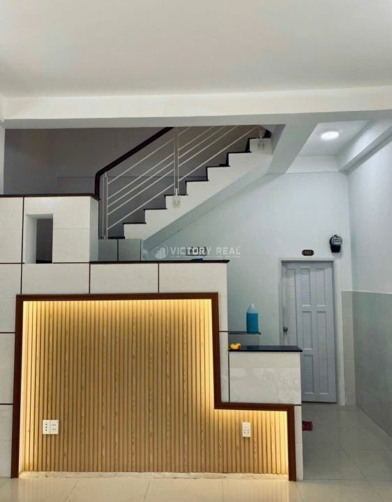 Cộng Hòa(4.5 x12m) 52m giá 8.9 tỷ.5