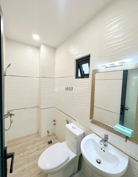 Cộng Hòa(4.5 x12m) 52m giá 8.9 tỷ.8jpg