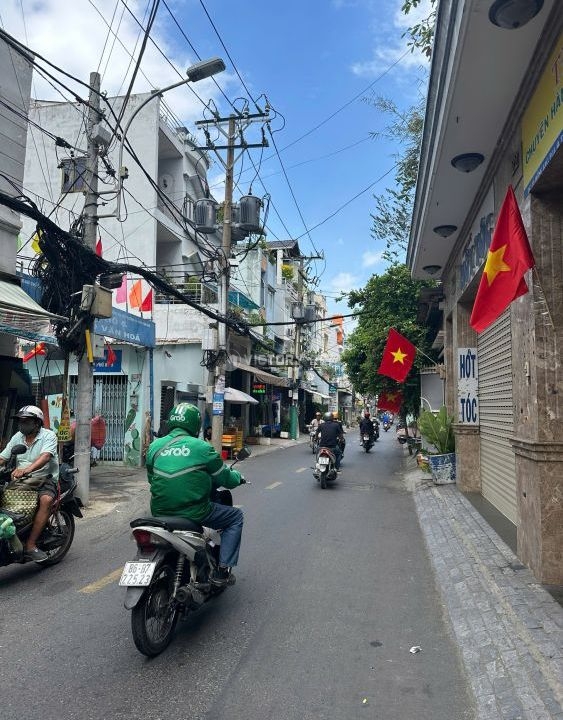 z6573610505913_b52137d47c864fdac4e972ba49658e5f