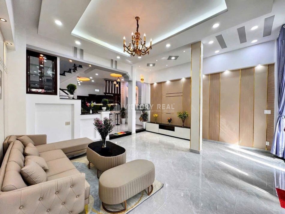 z6836444879728_48d7dcdcf4d80fc2facc31062a1d802d