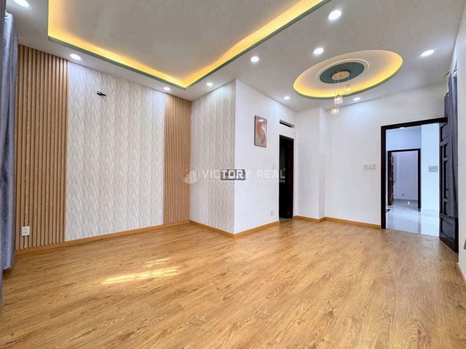 z6836444890010_f2b655db9702b2113f8b3eb31cd91f08