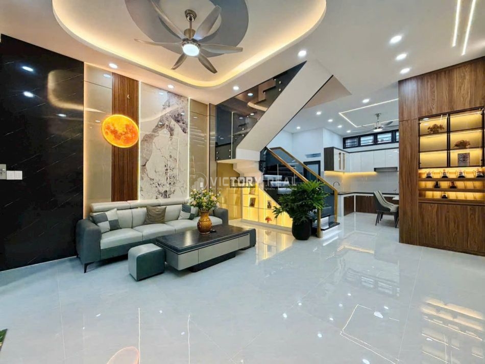 z7038140018575_3a688c8ecff3e30a3cd5cb0b4e1017bd