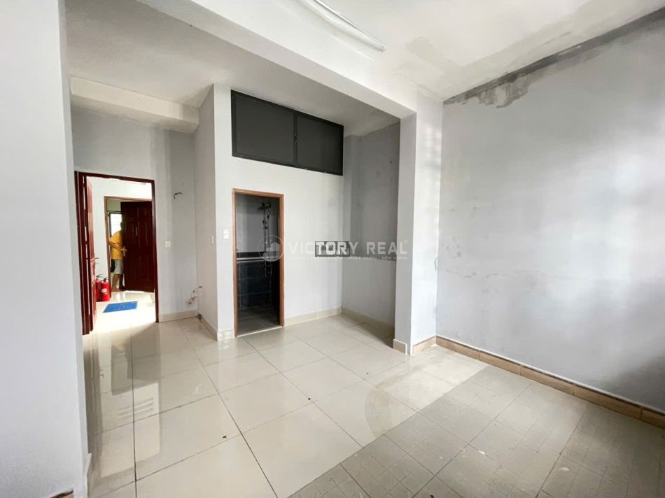 z7160154355452_6f36174dac52cb32ff4d5673ded8d7ed