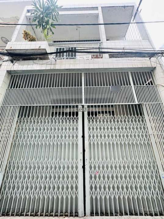 20240821100404-b852_wm