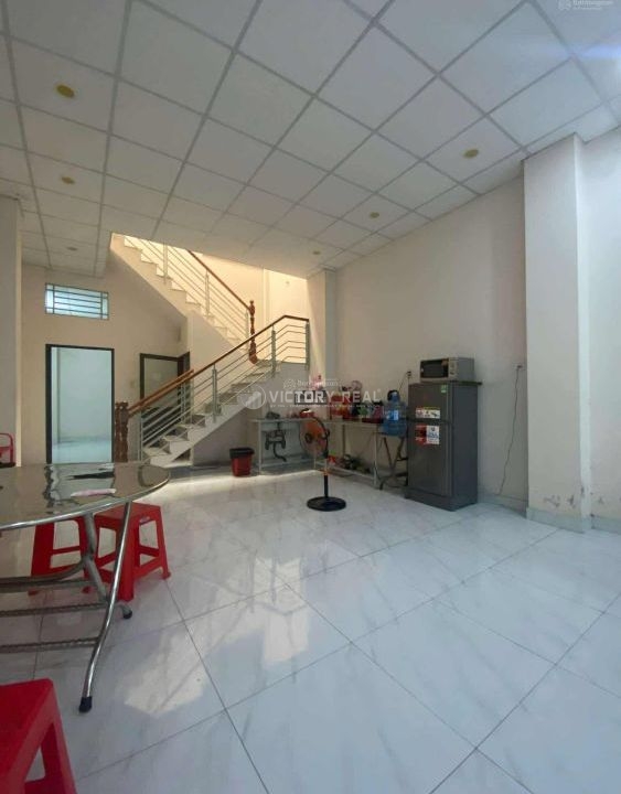 20250831155447-2f12_wm