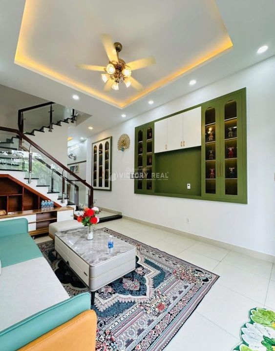 20251004090417-76fd_wm