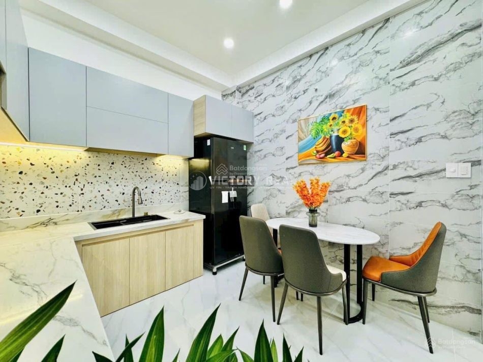 20251004090418-1b45_wm