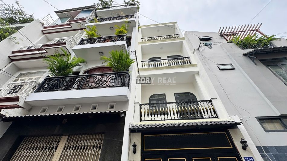 gen-h-z7201422167283_f4272379db75eab16618c70ecdcb68b3