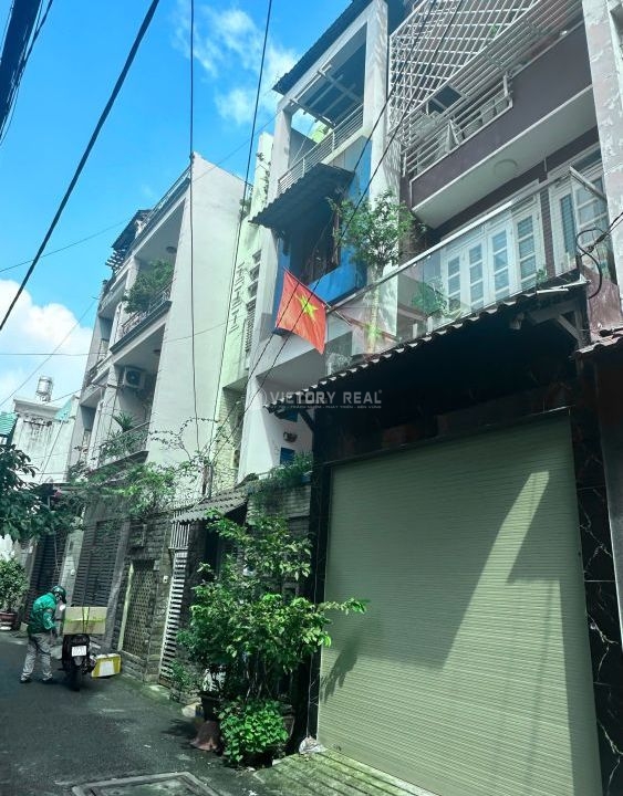 gen-h-z7208039392167_ba3dd8723a3053cc2453562d98011d30