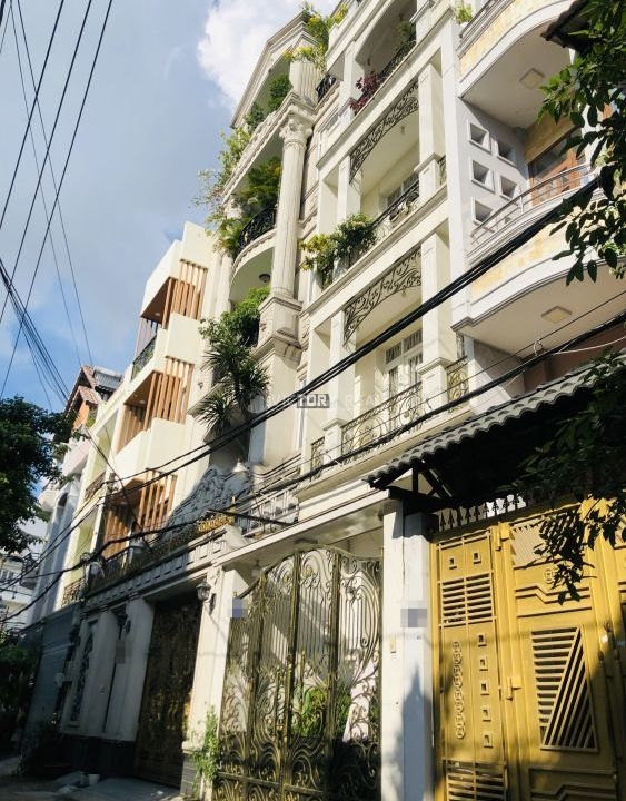 z4707382431363_060daaff90b28e7547117fc14cee80d6