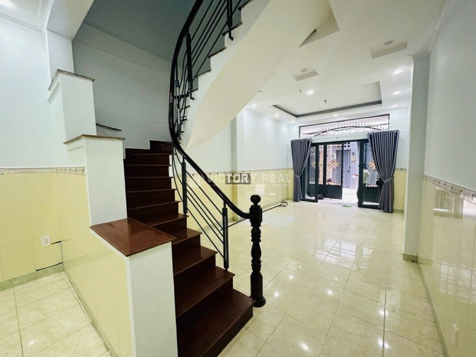 z7000627938149_5ccd9e8acb55ea7b03cf1531d1c973da