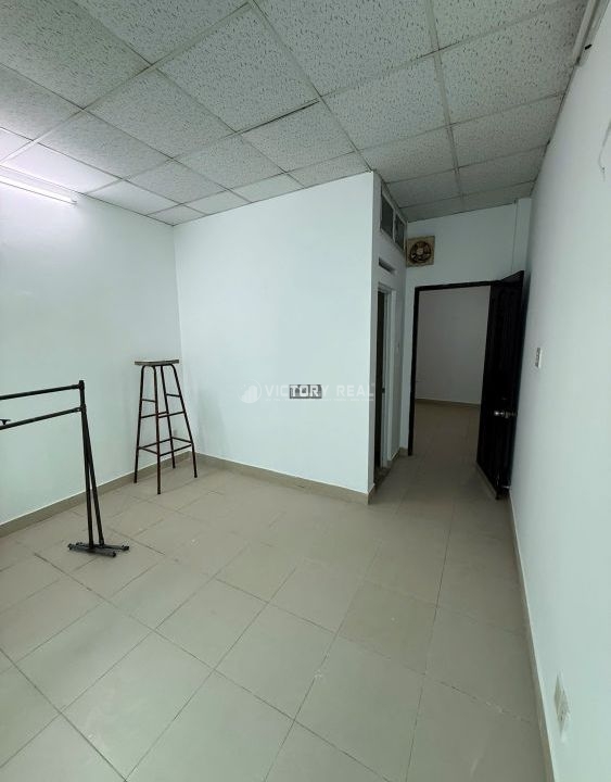 z7006553067544_90a830c8cb7198e06a173dacaf87da3e