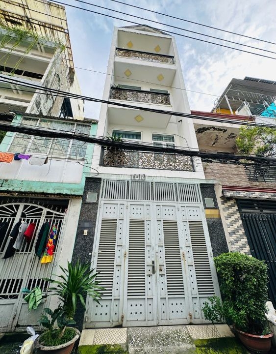 z7184783588337_6b38499d7424ffcad4fc21e1d5f3383a