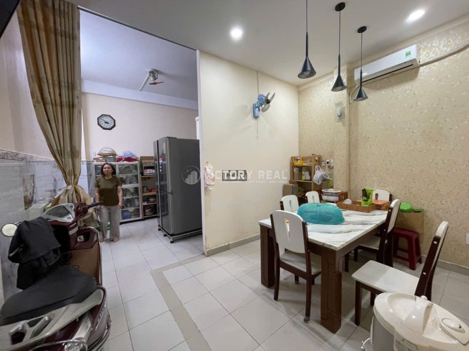 z7198064518878_74fab3bb188115ab3d37662ed3145d80